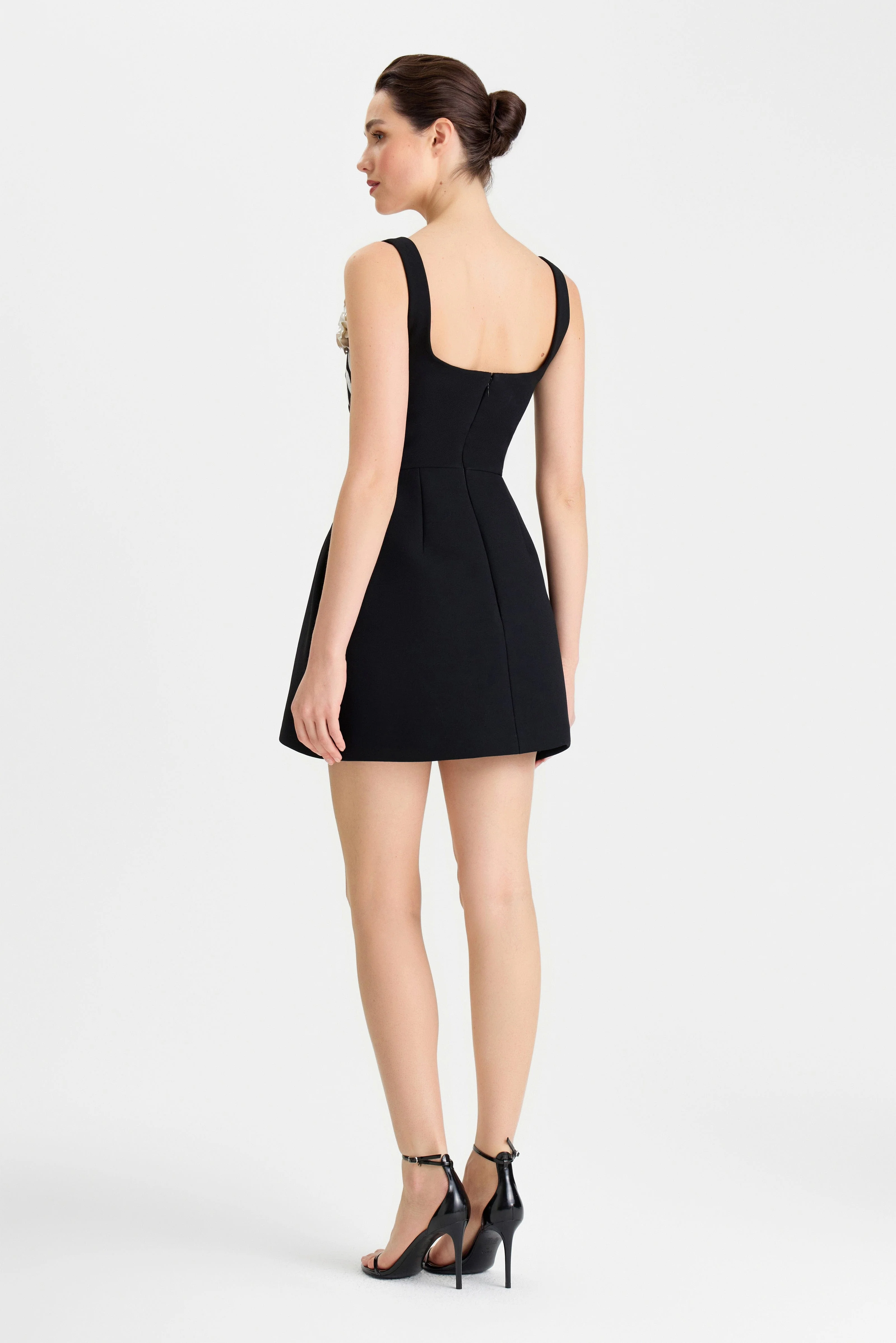 Lana Monochrome Dress - Image 4